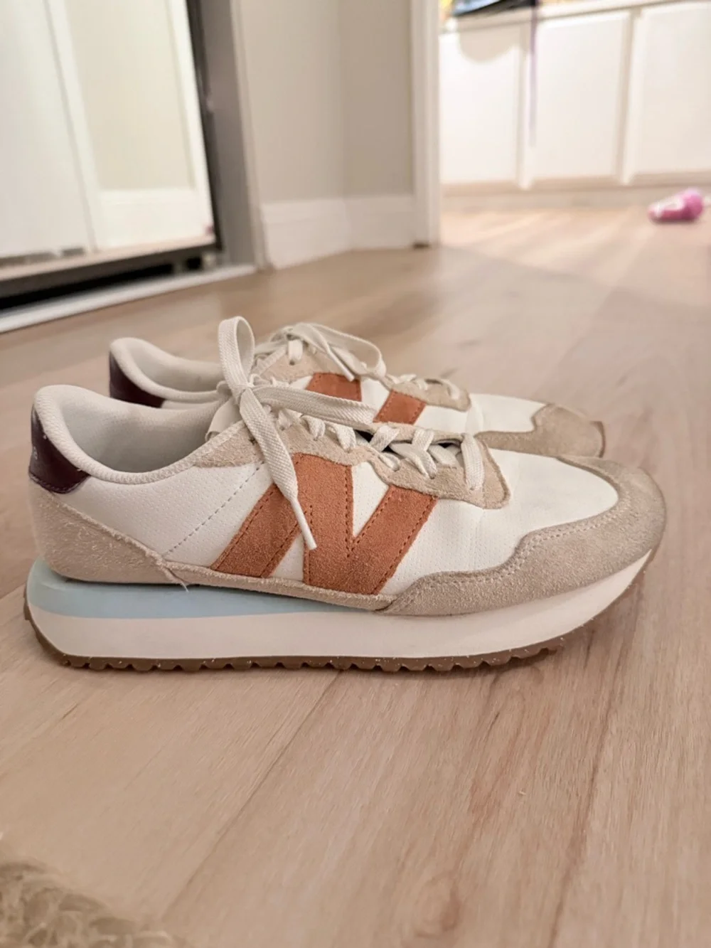 New Balance 237 Sea Salt & Copper Women's Sneakers - Picture 4 of 5